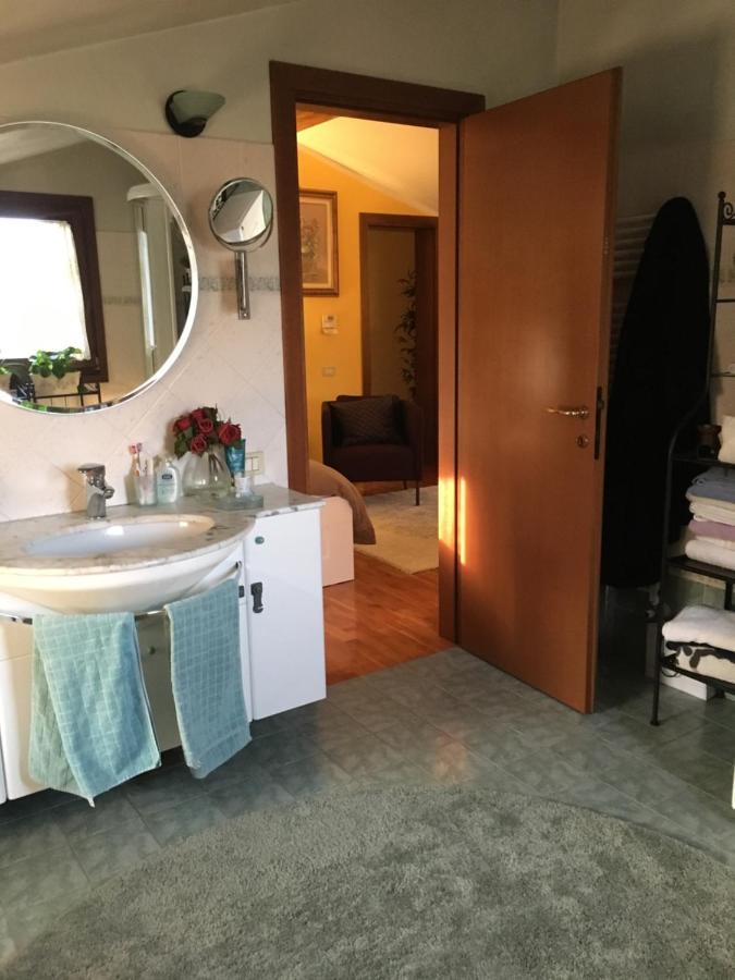 Casa Serenella B&B - Casa Vacanze 布伦塔河畔皮亚佐拉 外观 照片