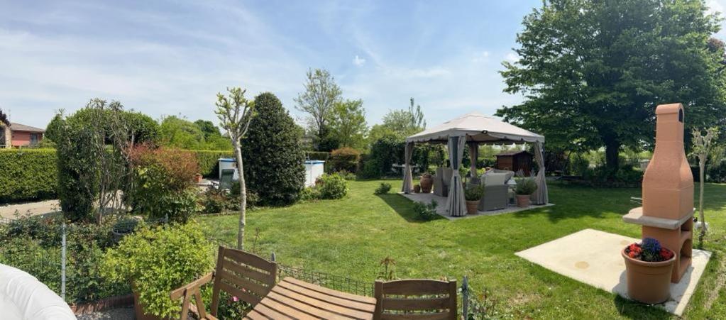 Casa Serenella B&B - Casa Vacanze 布伦塔河畔皮亚佐拉 外观 照片
